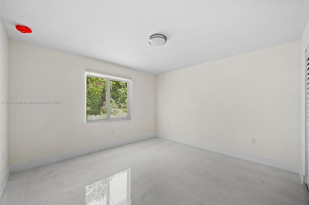 Vendido Recientemente: $699,000 (4 camas, 2 baños, 0 Pies cuadrados)