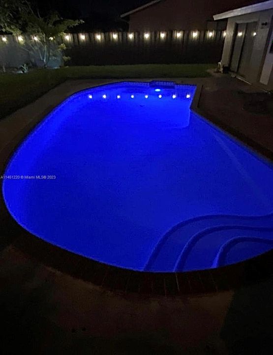 Recently Rented: $4,000 (4 beds, 2 baths, 1579 Square Feet)