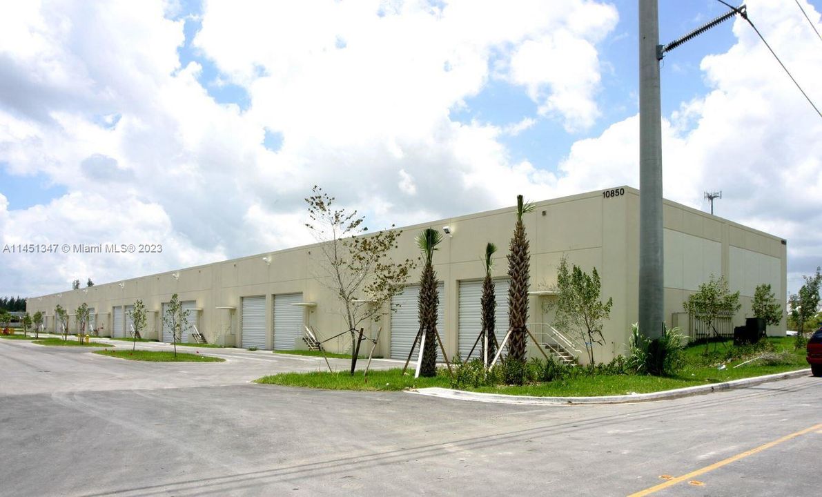 Recently Sold: $1,425,000 (0 beds, 0 baths, 0 Square Feet)