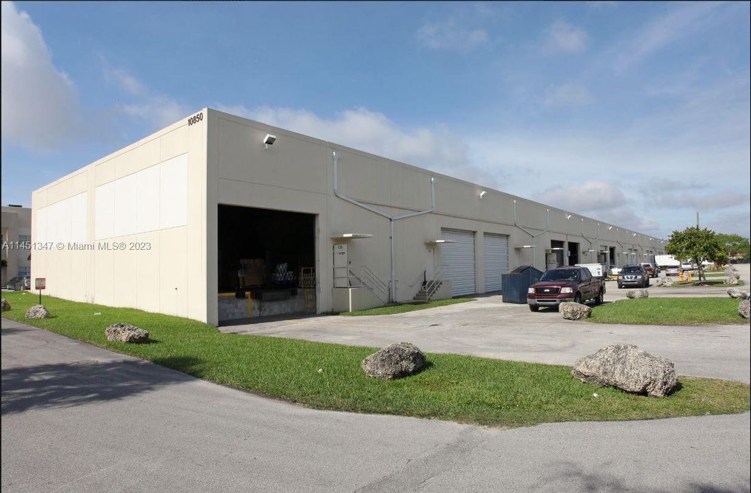 Recently Sold: $1,425,000 (0 beds, 0 baths, 0 Square Feet)