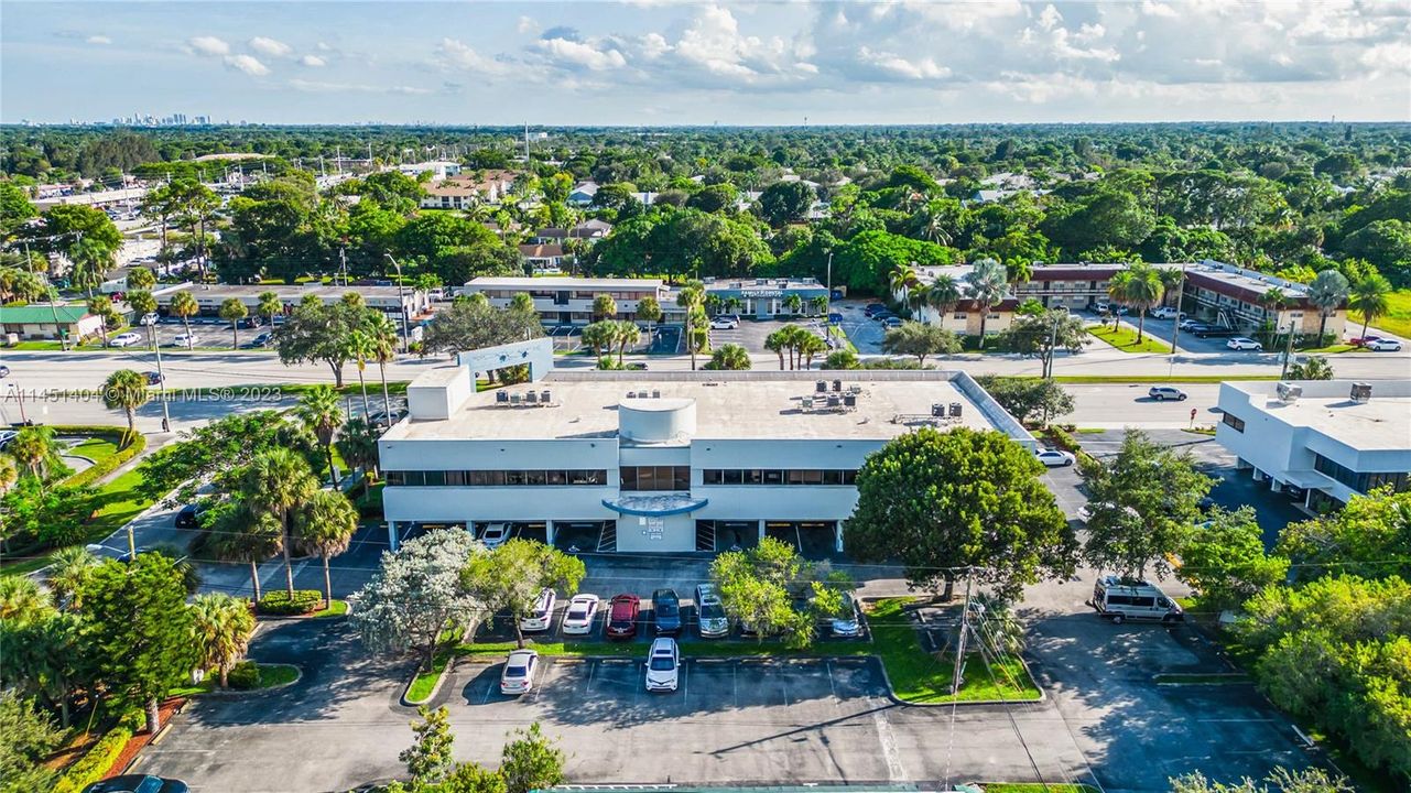 6101 W Atlantic Blvd