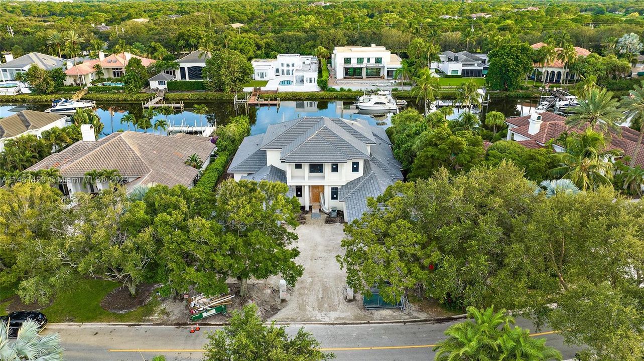 Recently Sold: $12,950,000 (5 beds, 6 baths, 6405 Square Feet)