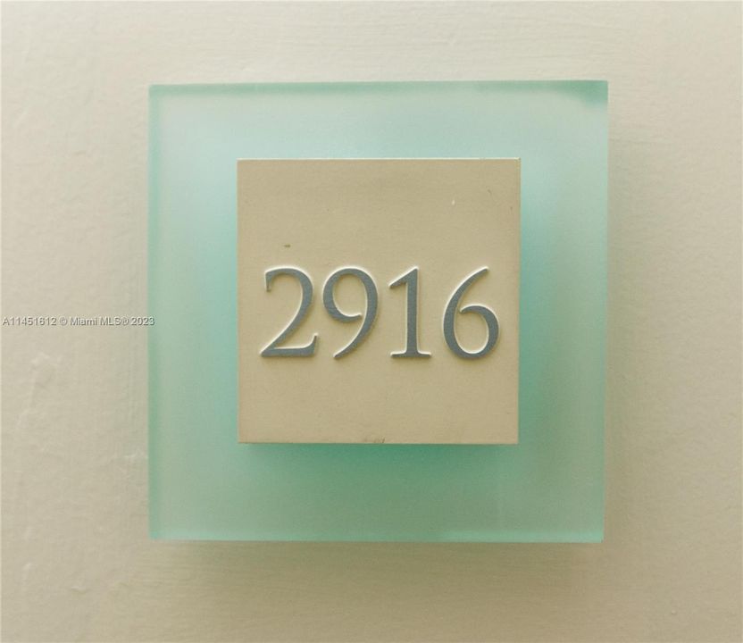 Recently Rented: $4,750 (2 beds, 2 baths, 1846 Square Feet)