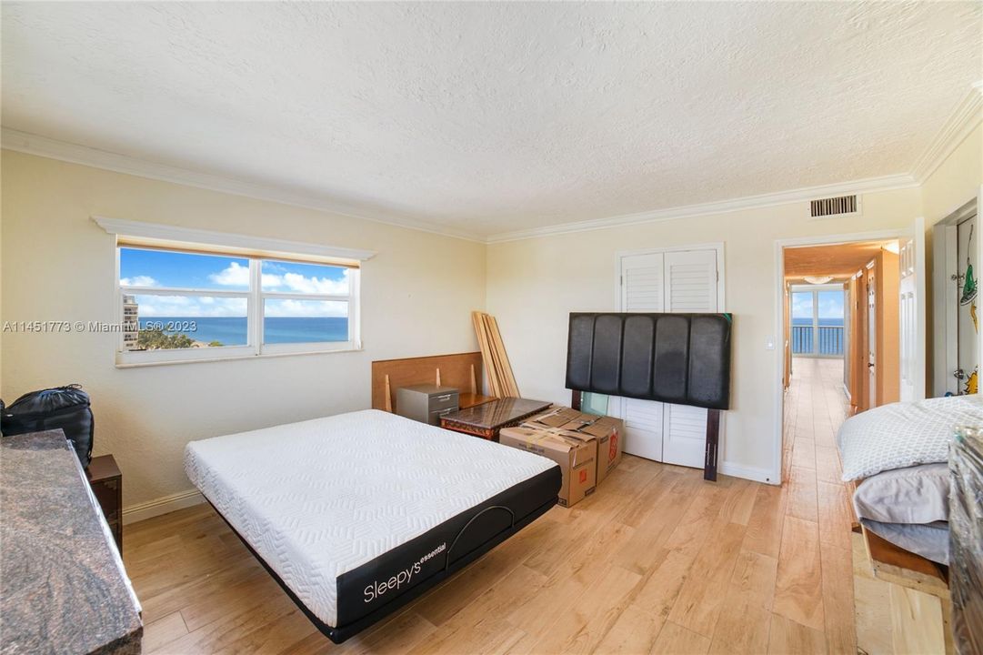 Vendido Recientemente: $785,000 (2 camas, 1 baños, 1000 Pies cuadrados)