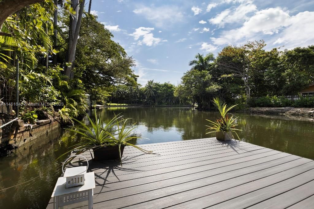 Vendido Recientemente: $1,180,000 (2 camas, 2 baños, 1084 Pies cuadrados)