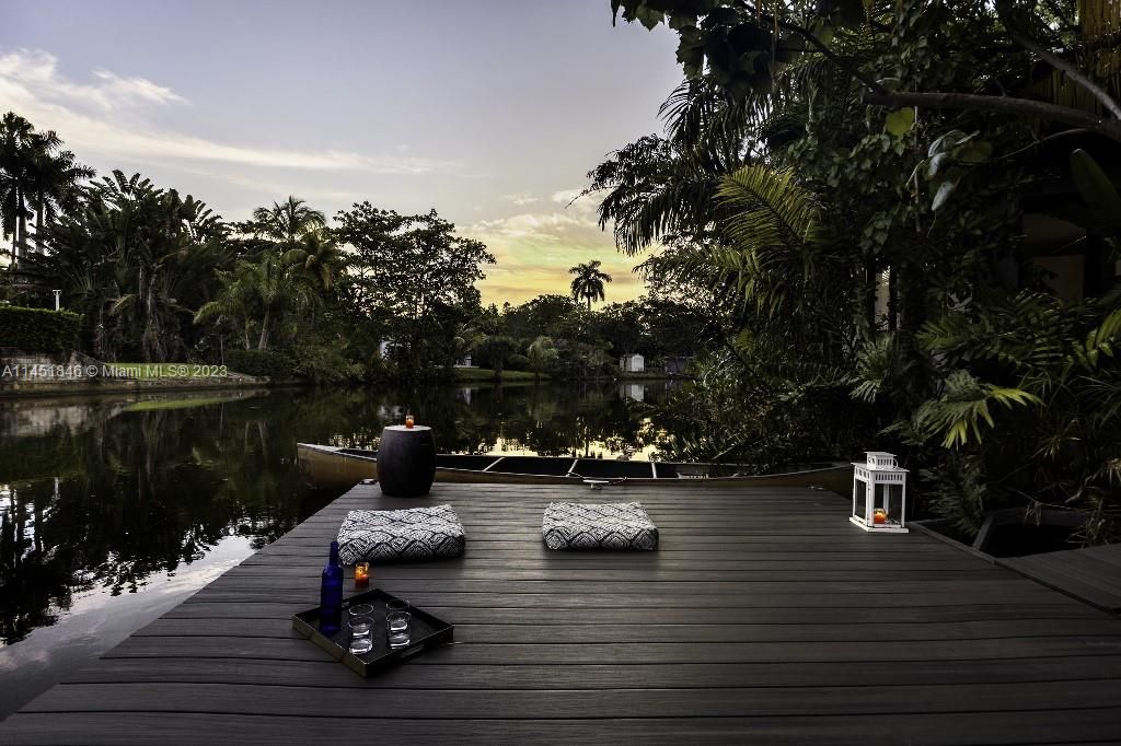 Vendido Recientemente: $1,180,000 (2 camas, 2 baños, 1084 Pies cuadrados)