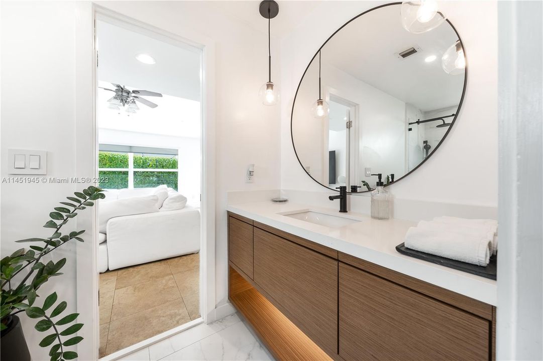 Guest Bathroom - First Floor