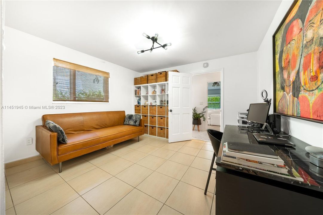 Bedroom #1 / Office - 1st Floor