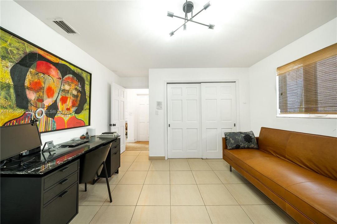 Bedroom#1 /Office - First Floor