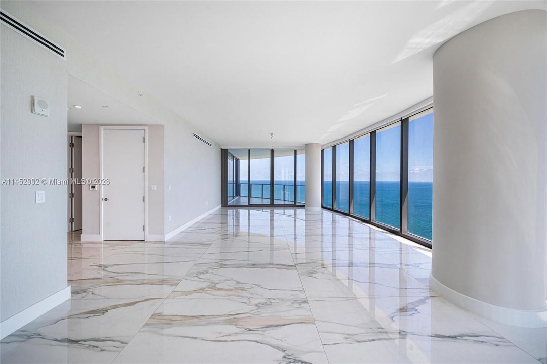 Recently Sold: $6,999,000 (4 beds, 5 baths, 3204 Square Feet)