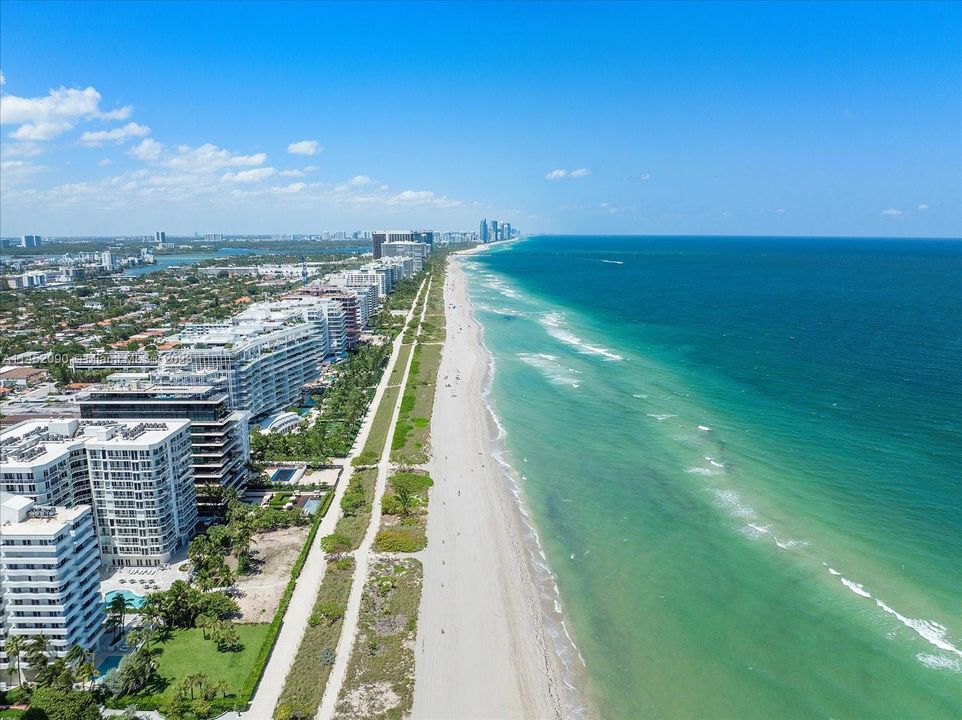 最近售出: $1,050,000 (2 贝兹, 2 浴室, 1600 平方英尺)