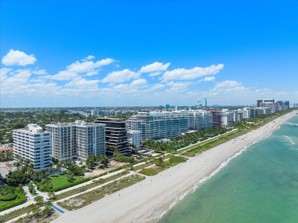 最近售出: $1,050,000 (2 贝兹, 2 浴室, 1600 平方英尺)