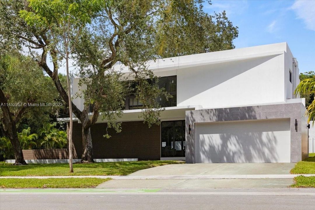 Недавно продано: $1,450,000 (4 спален, 3 ванн, 0 Квадратных фут)