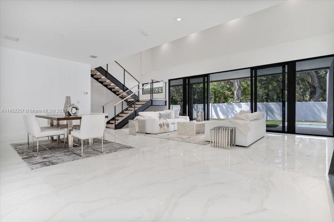 Недавно продано: $1,450,000 (4 спален, 3 ванн, 0 Квадратных фут)