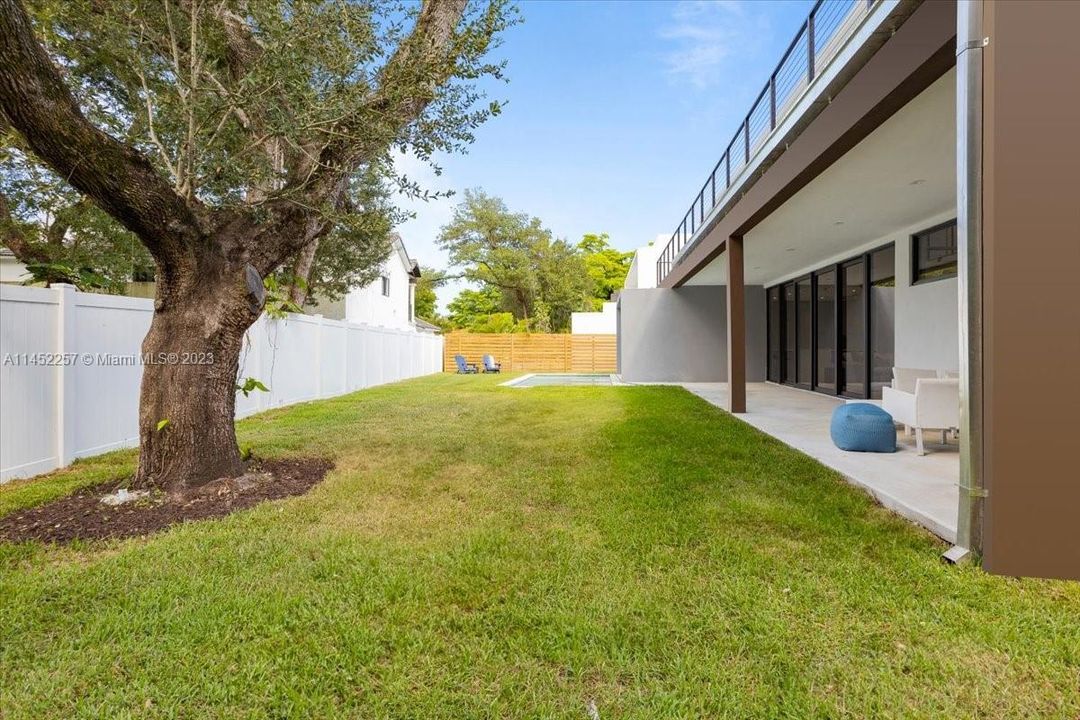 Недавно продано: $1,450,000 (4 спален, 3 ванн, 0 Квадратных фут)