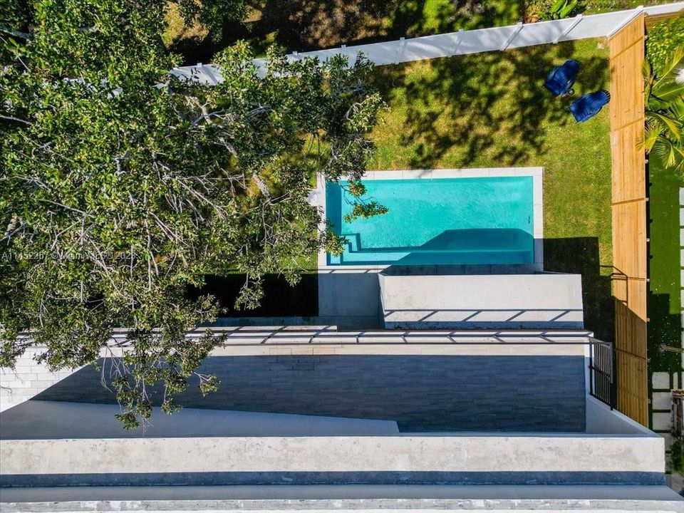 Недавно продано: $1,450,000 (4 спален, 3 ванн, 0 Квадратных фут)