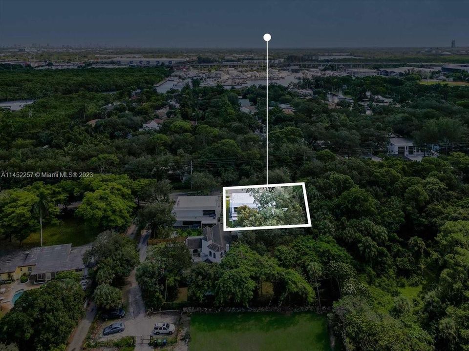 Недавно продано: $1,450,000 (4 спален, 3 ванн, 0 Квадратных фут)