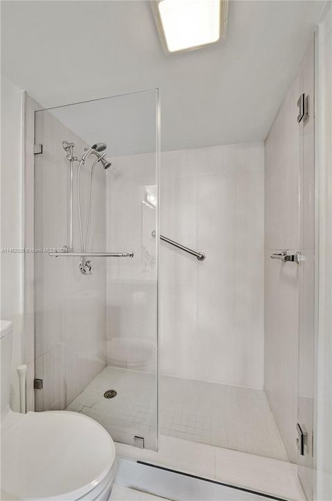 Recently Sold: $789,000 (1 beds, 1 baths, 896 Square Feet)