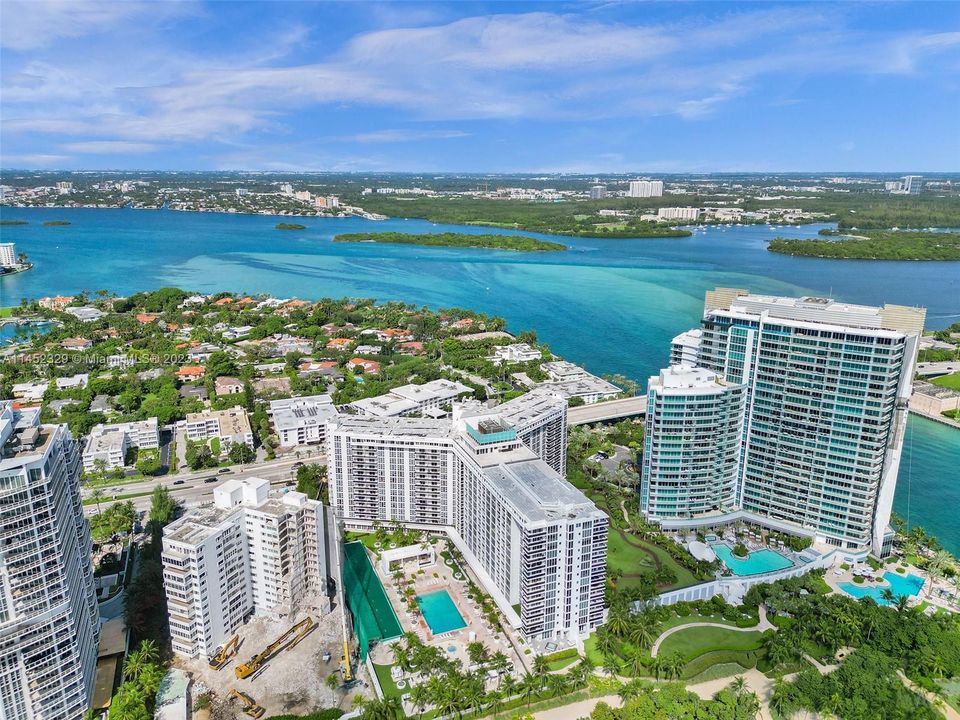 Recently Sold: $789,000 (1 beds, 1 baths, 896 Square Feet)