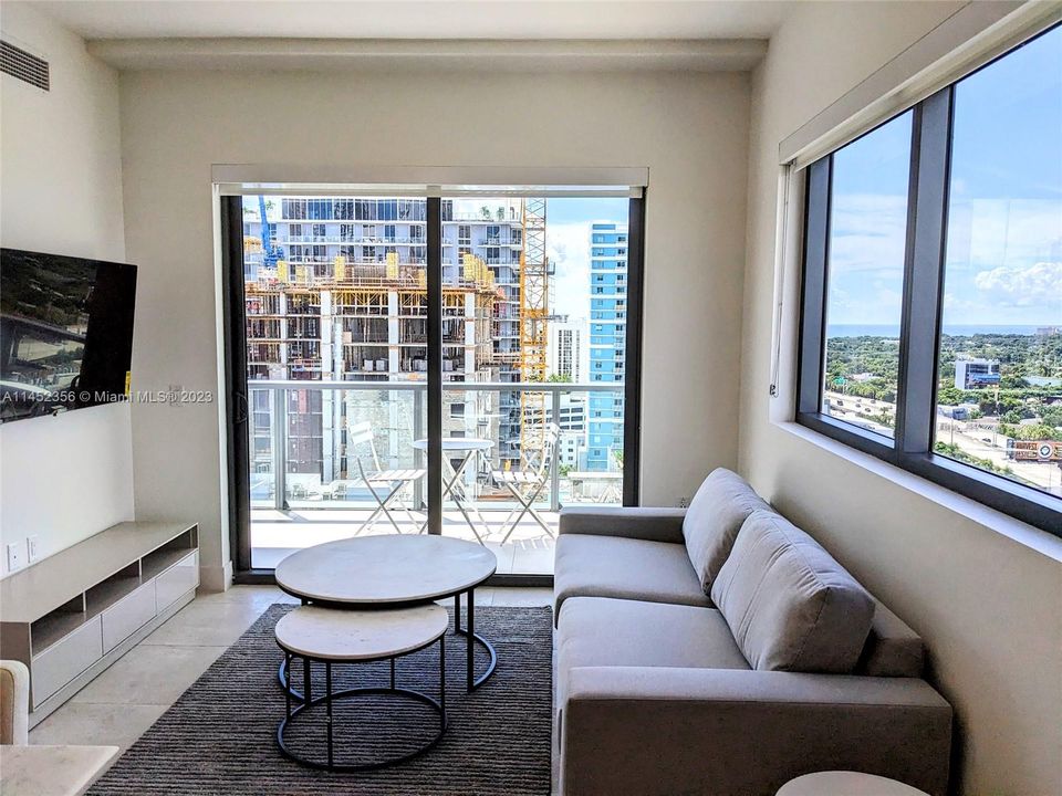 Vendido Recientemente: $579,000 (1 camas, 1 baños, 574 Pies cuadrados)