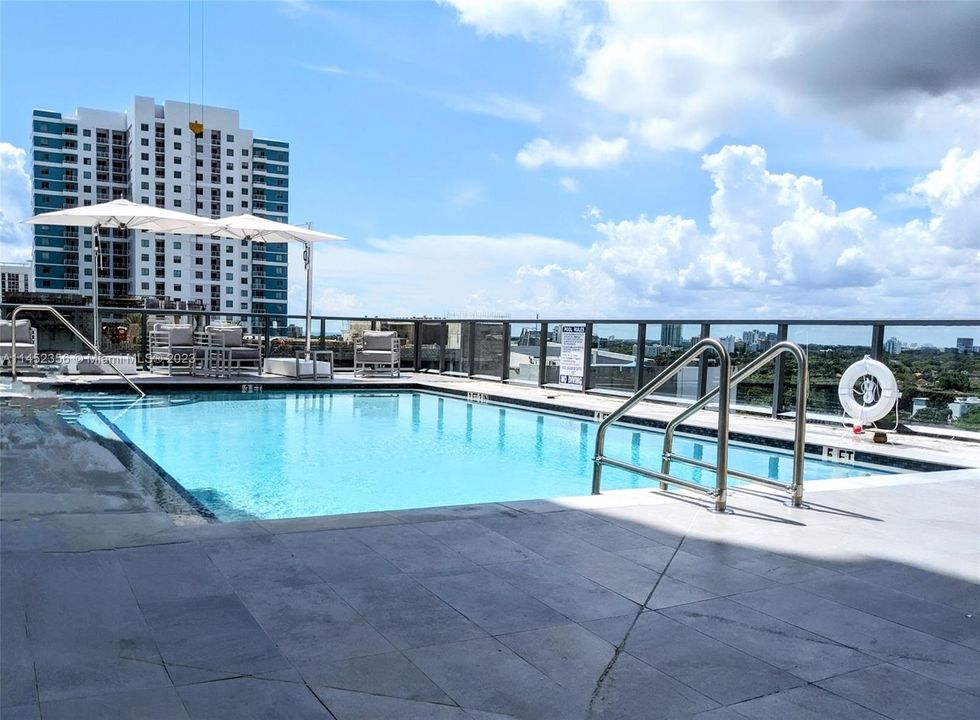 Vendido Recientemente: $579,000 (1 camas, 1 baños, 574 Pies cuadrados)