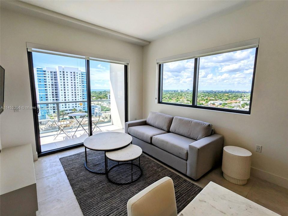 Vendido Recientemente: $579,000 (1 camas, 1 baños, 574 Pies cuadrados)