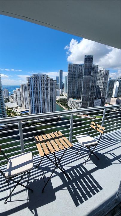 Recently Sold: $497,000 (1 beds, 1 baths, 868 Square Feet)