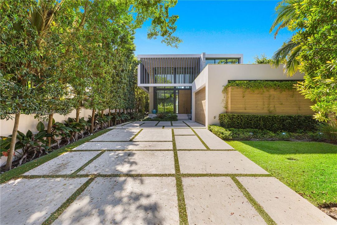 En Venta: $26,500,000 (5 camas, 4 baños, 5020 Pies cuadrados)
