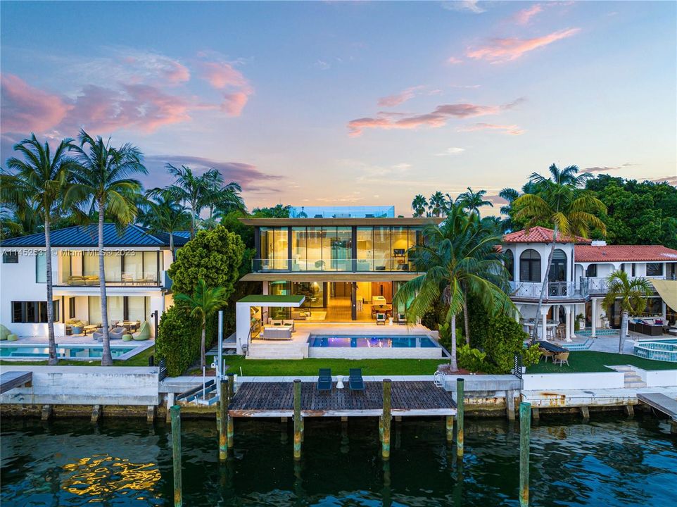 En Venta: $26,500,000 (5 camas, 4 baños, 5020 Pies cuadrados)