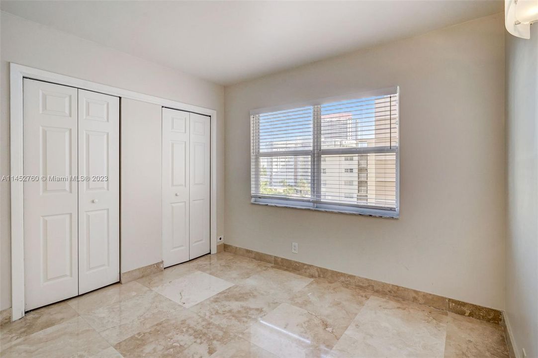 For Rent: $3,150 (3 beds, 2 baths, 1379 Square Feet)