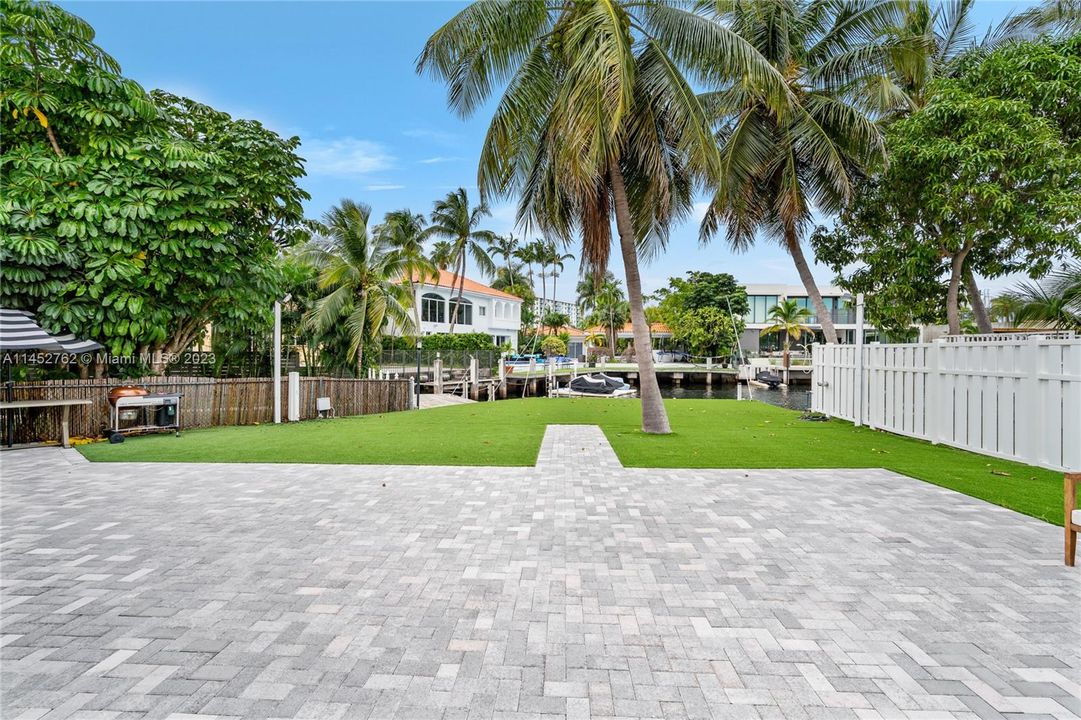 For Sale: $2,599,000 (3 beds, 2 baths, 0 Square Feet)