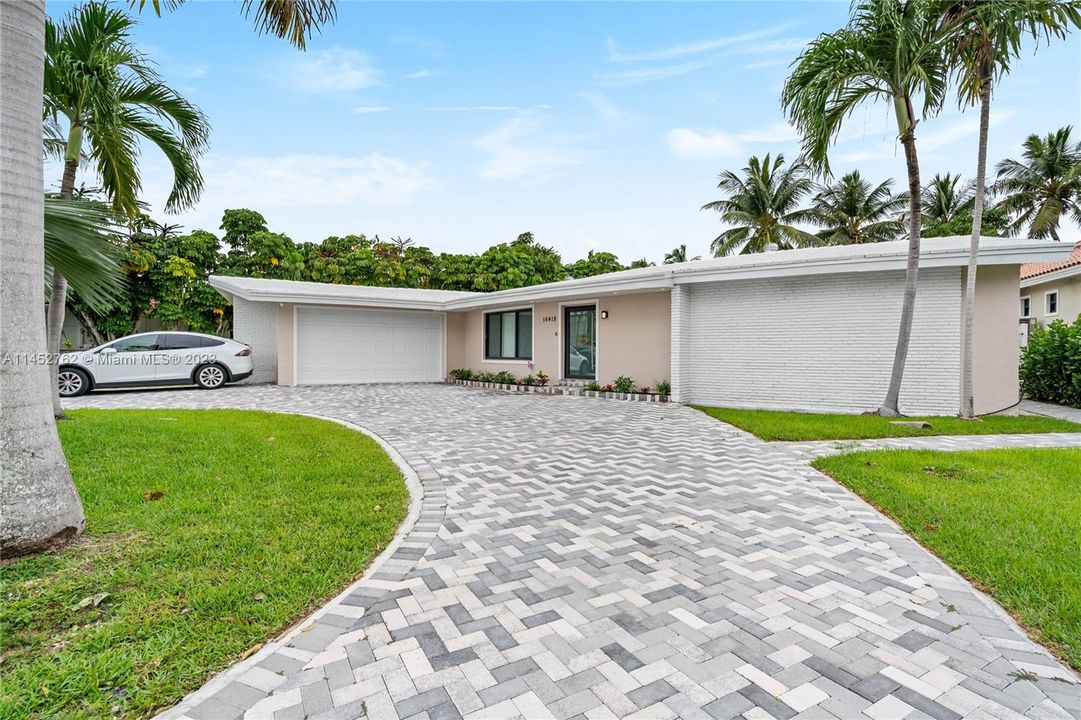 For Sale: $2,599,000 (3 beds, 2 baths, 0 Square Feet)