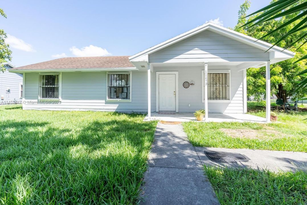 Recently Sold: $379,000 (3 beds, 1 baths, 1050 Square Feet)
