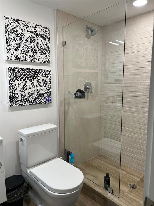 Недавно продано: $1,575,000 (2 спален, 3 ванн, 1958 Квадратных фут)