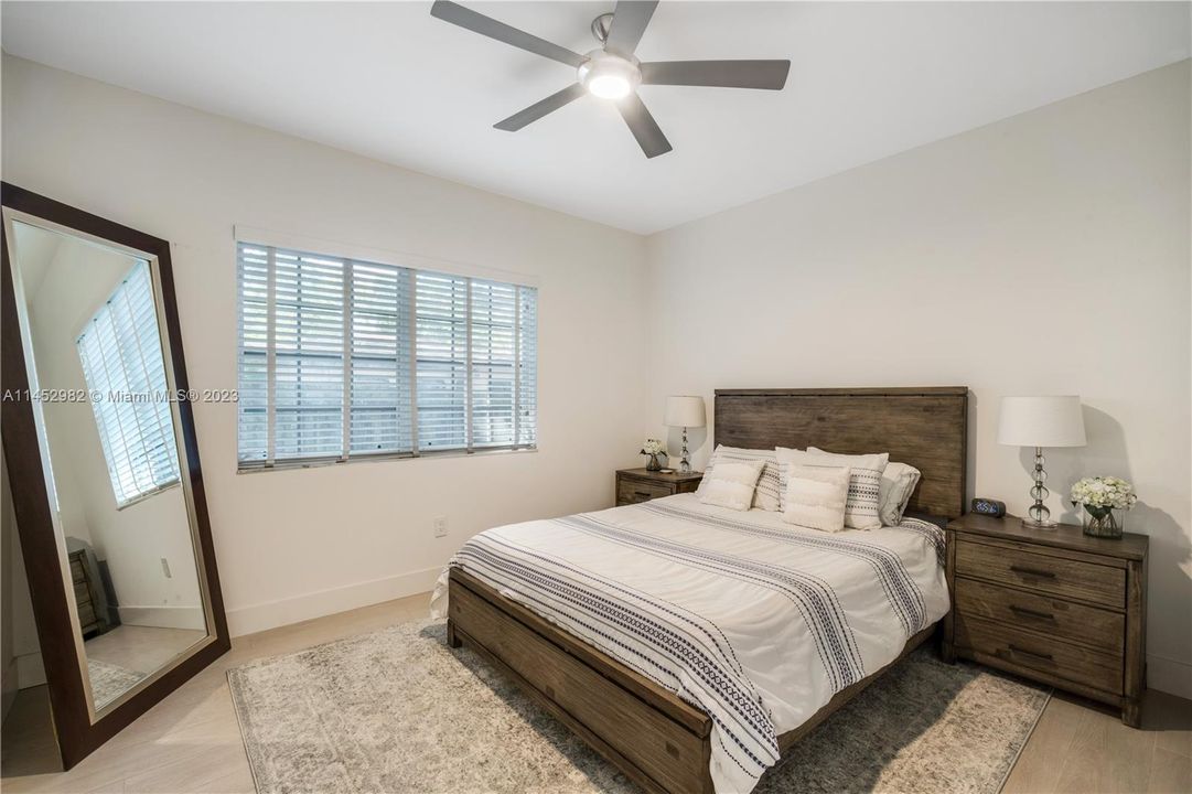 Recently Rented: $8,500 (3 beds, 2 baths, 2086 Square Feet)