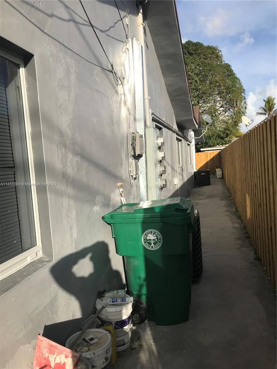 Recently Sold: $1,125,000 (0 beds, 0 baths, 2720 Square Feet)