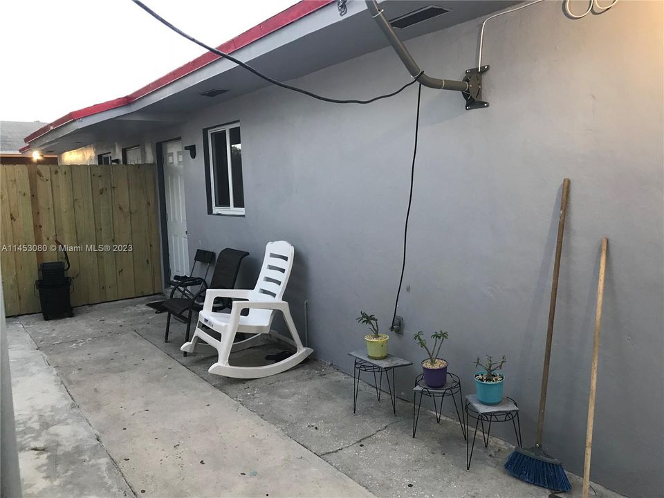 Recently Sold: $1,125,000 (0 beds, 0 baths, 2720 Square Feet)