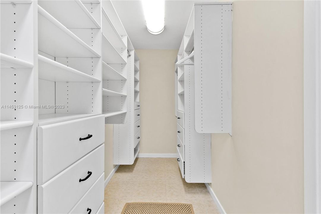 Recently Sold: $1,399,000 (2 beds, 2 baths, 1260 Square Feet)