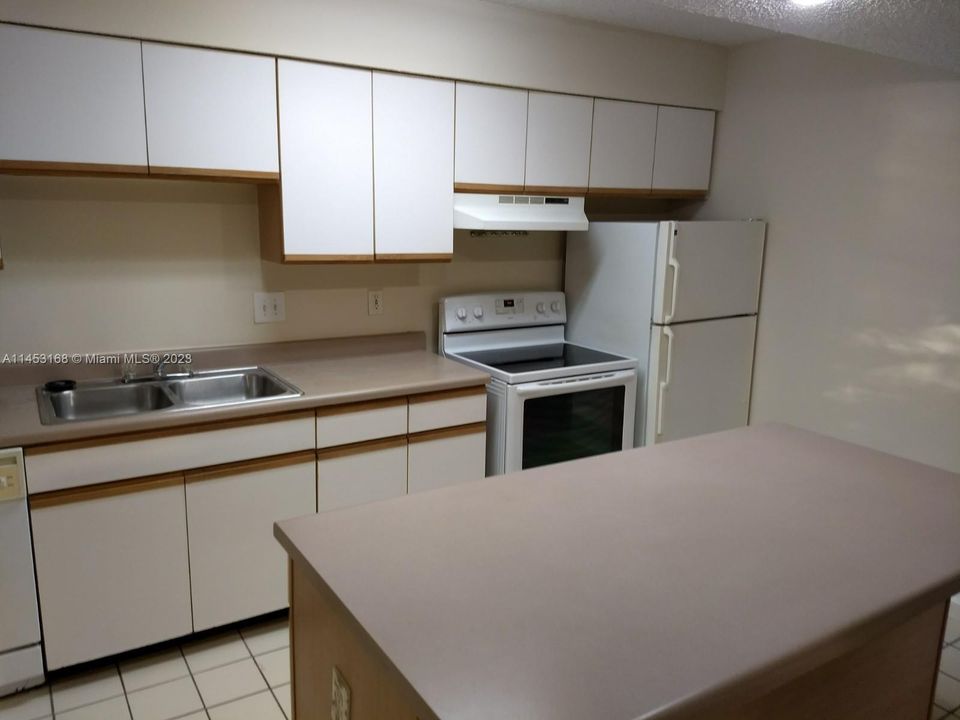 En Venta: $167,500 (1 camas, 1 baños, 633 Pies cuadrados)