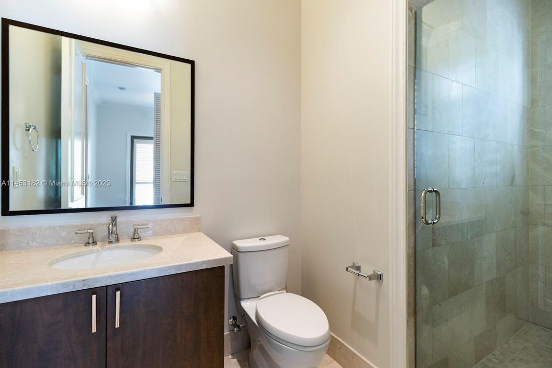 Recently Sold: $2,150,000 (3 beds, 4 baths, 3104 Square Feet)