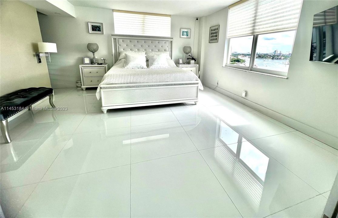 Vendido Recientemente: $1,399,000 (2 camas, 2 baños, 1625 Pies cuadrados)