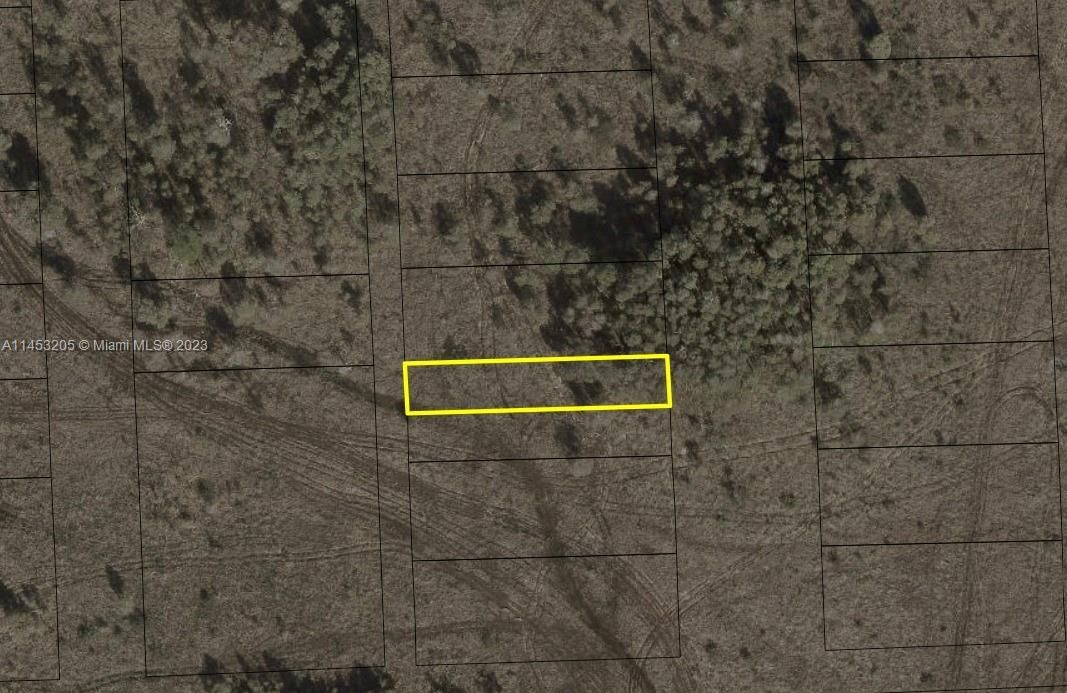 For Sale: $36,000 (0.01 acres)