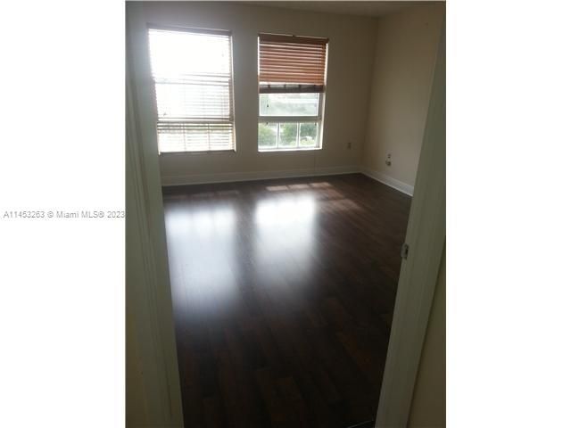 Recientemente alquilado: $2,100 (1 camas, 1 baños, 750 Pies cuadrados)