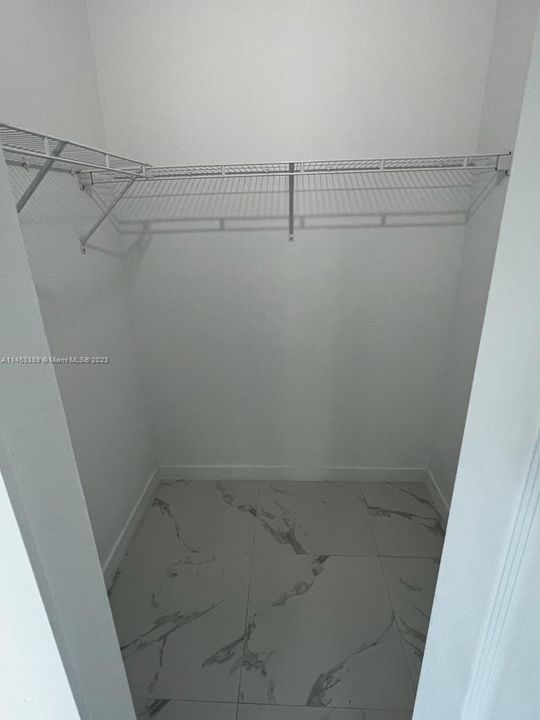 Vendido Recientemente: $485,000 (3 camas, 2 baños, 1300 Pies cuadrados)