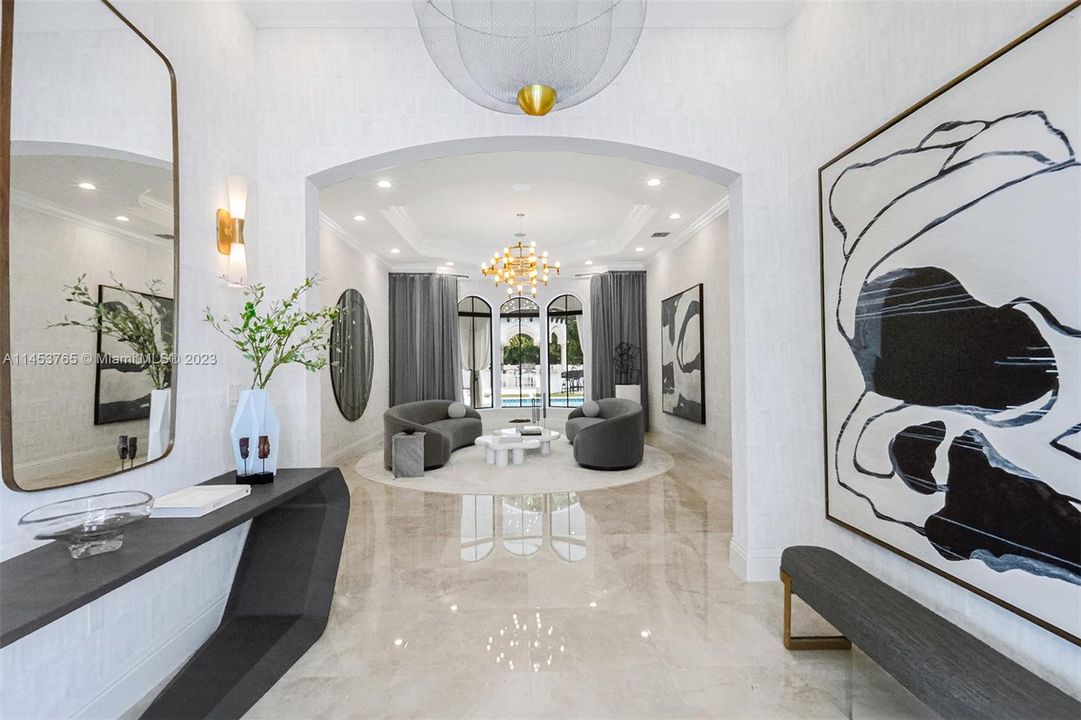 Recently Sold: $4,400,000 (5 beds, 5 baths, 4589 Square Feet)