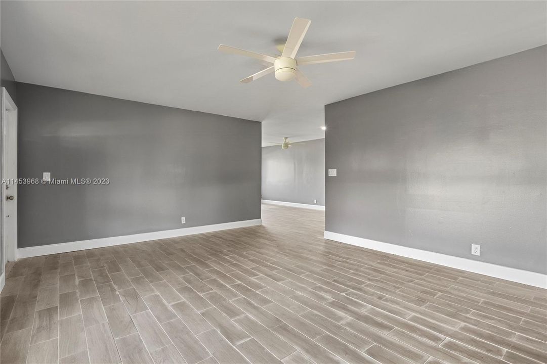 最近售出: $559,000 (3 贝兹, 1 浴室, 1568 平方英尺)