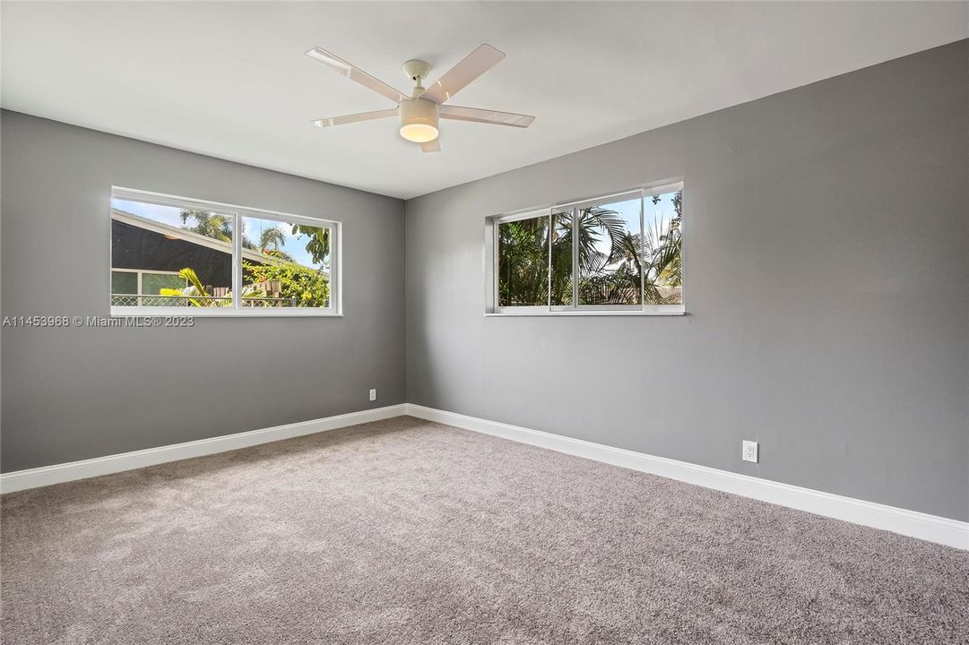 最近售出: $559,000 (3 贝兹, 1 浴室, 1568 平方英尺)