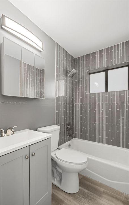 最近售出: $559,000 (3 贝兹, 1 浴室, 1568 平方英尺)