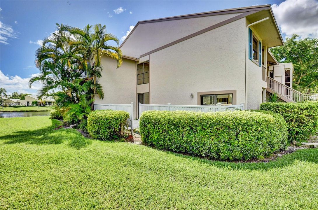 Vendido Recientemente: $235,000 (3 camas, 2 baños, 1809 Pies cuadrados)