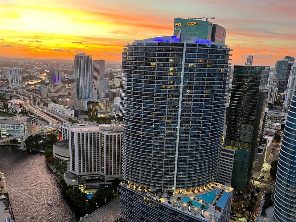 Recently Sold: $459,000 (0 beds, 1 baths, 598 Square Feet)